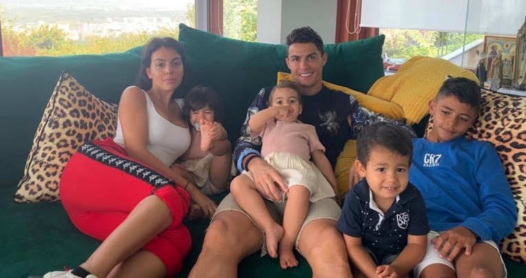 Ronaldo živi bajku pa je u tom stilu proslavio i drugi rođendan svoje kćeri